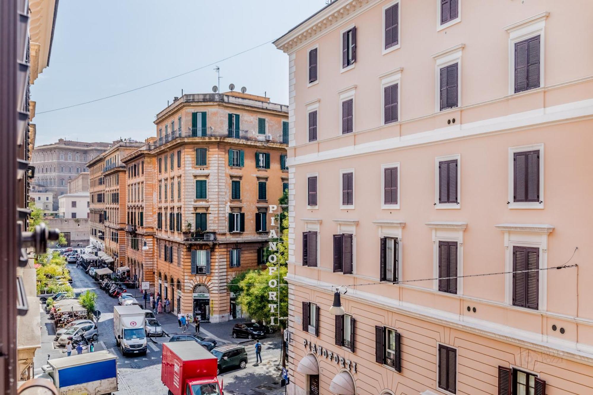 "Domus Ottaviano" - Retro Apt In Vaticano — Photos 1